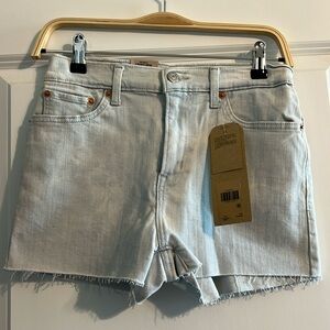 Brand new, Levi’s jean shorts